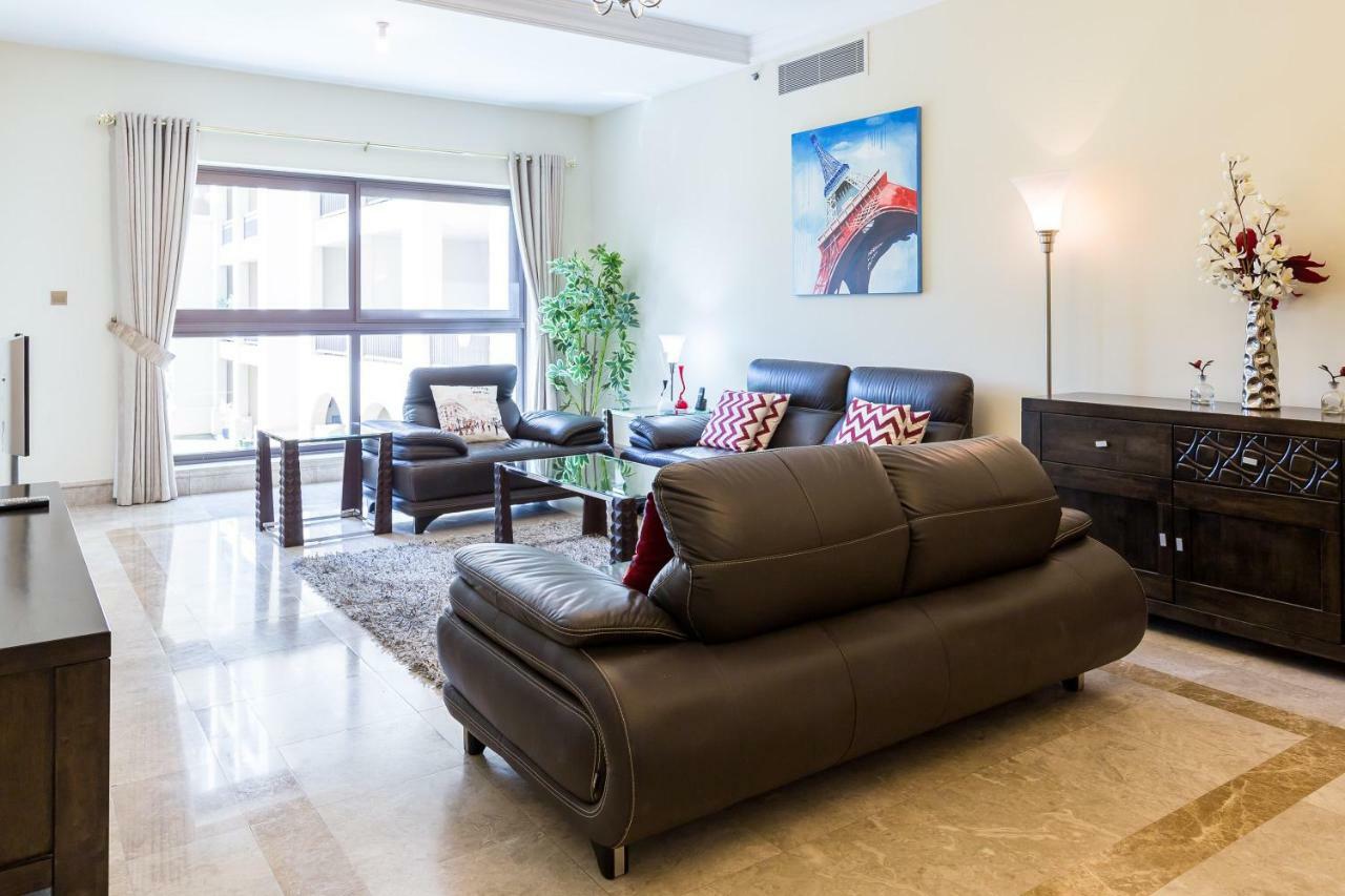 Beachfront Two Bedrooms On Palm Jumeirah By Deluxe Holiday Homes دبي المظهر الخارجي الصورة